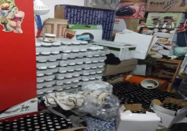 کشف کارگاه تولید و بسته بندی تقلبی برندهای معروف در شهرستان مراغه