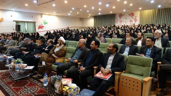 همایش تبیین سیاستهای کلی جمعیت مبتنی بر سلامت مادر و کودک  برگزار شد 