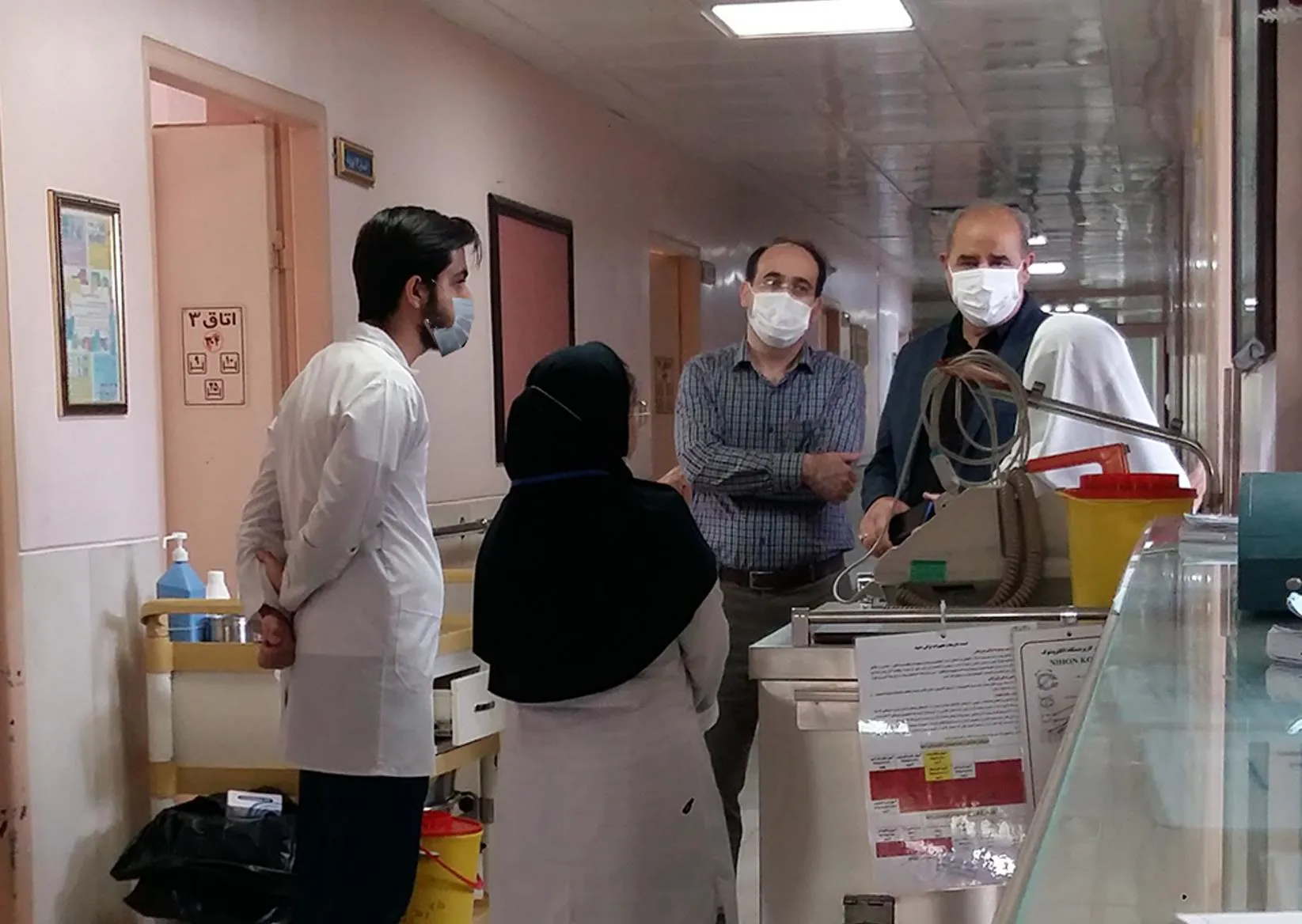 بازید رئیس دانشکده علوم پزشکی مراغه از بخش های مختلف مرکز آموزشی درمانی امیرالمومنین (ع)