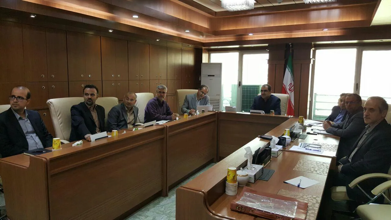 نشست اعضای هیئت رئیسه دانشکده علوم پزشکی مراغه با وزیر بهداشت
