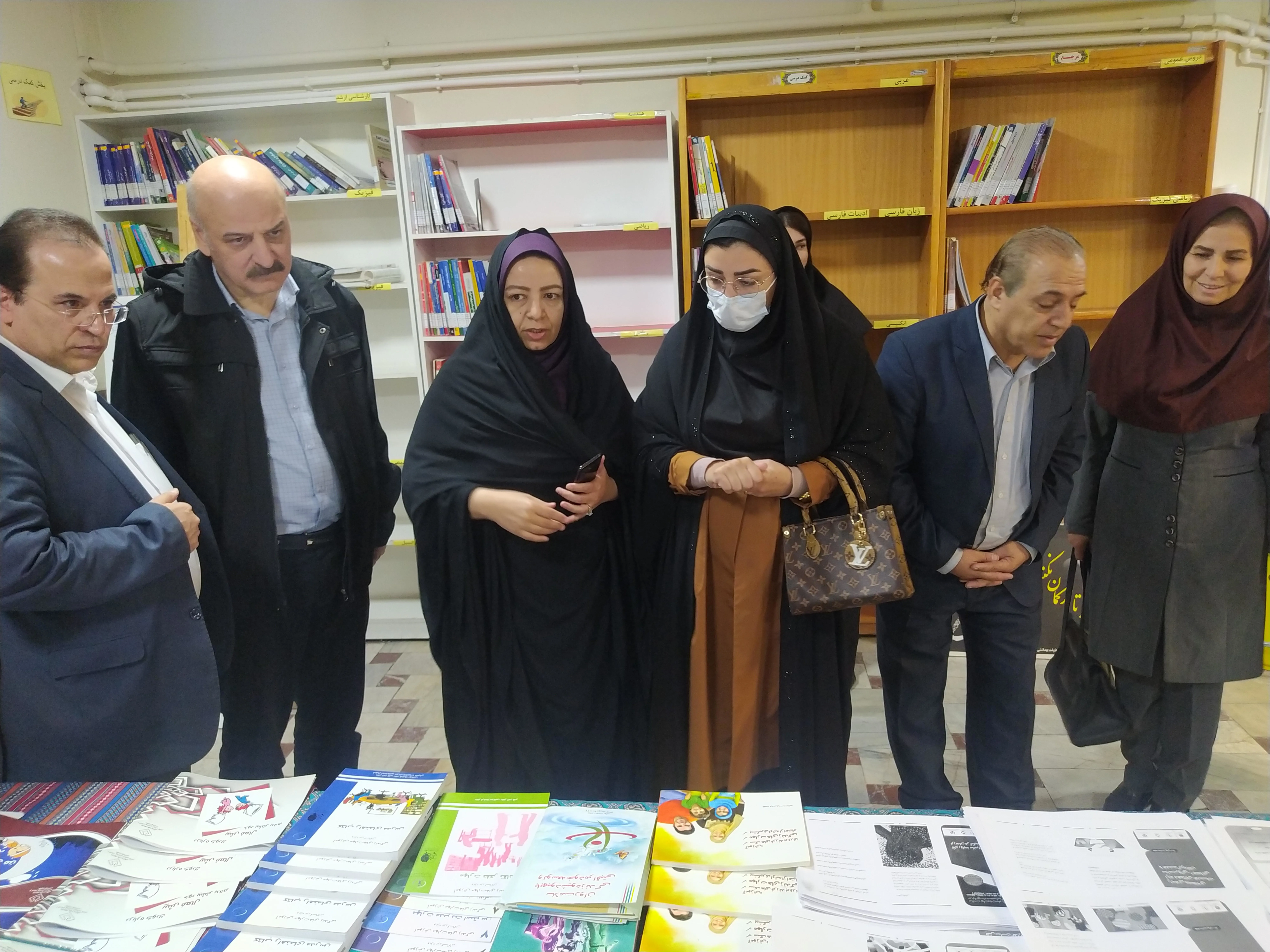 افتتاح نمایشگاه سلامت روان در کتابخانه عمومی شهرستان مراغه