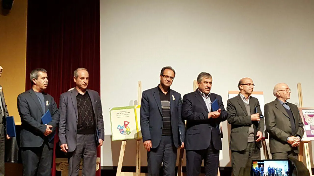 تجلیل وزارتی از رئیس و معاون بهداشتی دانشکده علوم پزشکی مراغه به خاطر اجرای موفق طرح پیشگیری از بیماری های غیر واگیر
