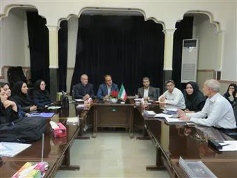 نشست فصلی مسئولین مراکز و پزشکان خانواده روستائی با رئیس دانشکده