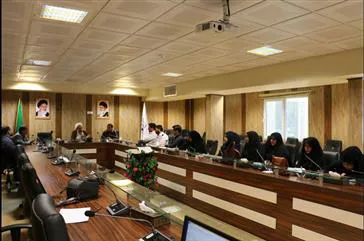 در اولین کارگاه آموزشی یاوران معروف مطرح شد؛ اصطلاح آتش به اختیار مقام معظم رهبری، مصداق بارز امر به معروف و نهی از منکر است