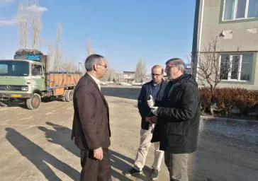 فرماندار شهرستان ویژه مراغه و مدیر غذا و دارو دانشکده از کارخانه الکل سازی سهند بازدید کرد